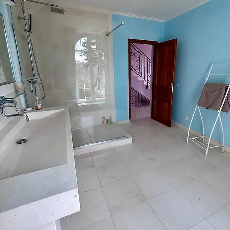 Demeure De Caractere Des Roses Ferienhaus *